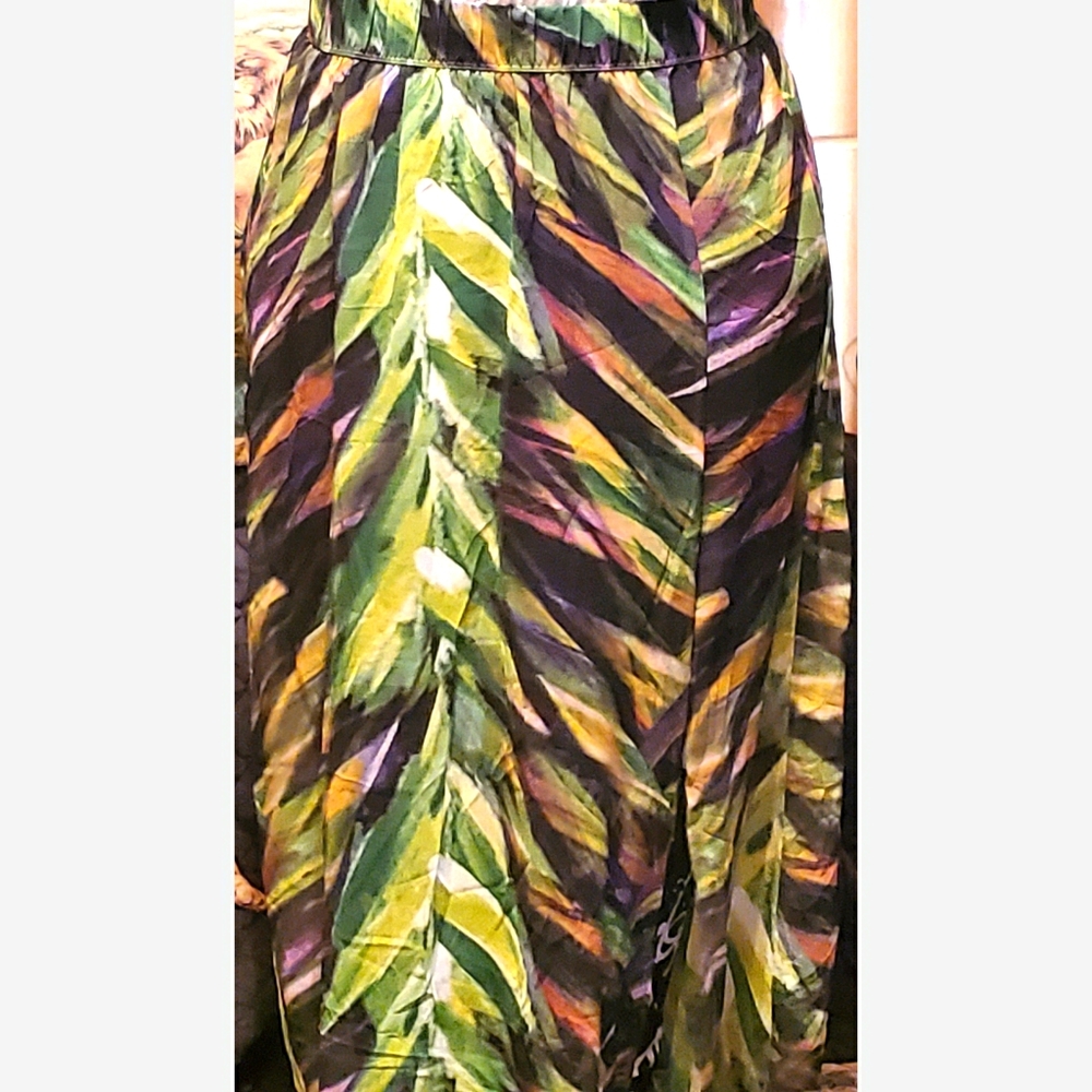 Women skirt